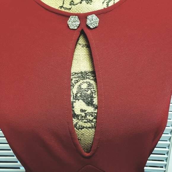 Vintage Tadashi Dress Bodycon Backless Red Midi Dress - Picture 6 of 13